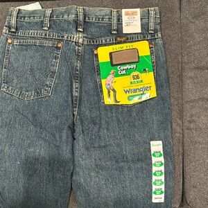 Wrangler Men's Slim Fit Cowboy Cut Jeans - Denim Blue size 30 X 38
